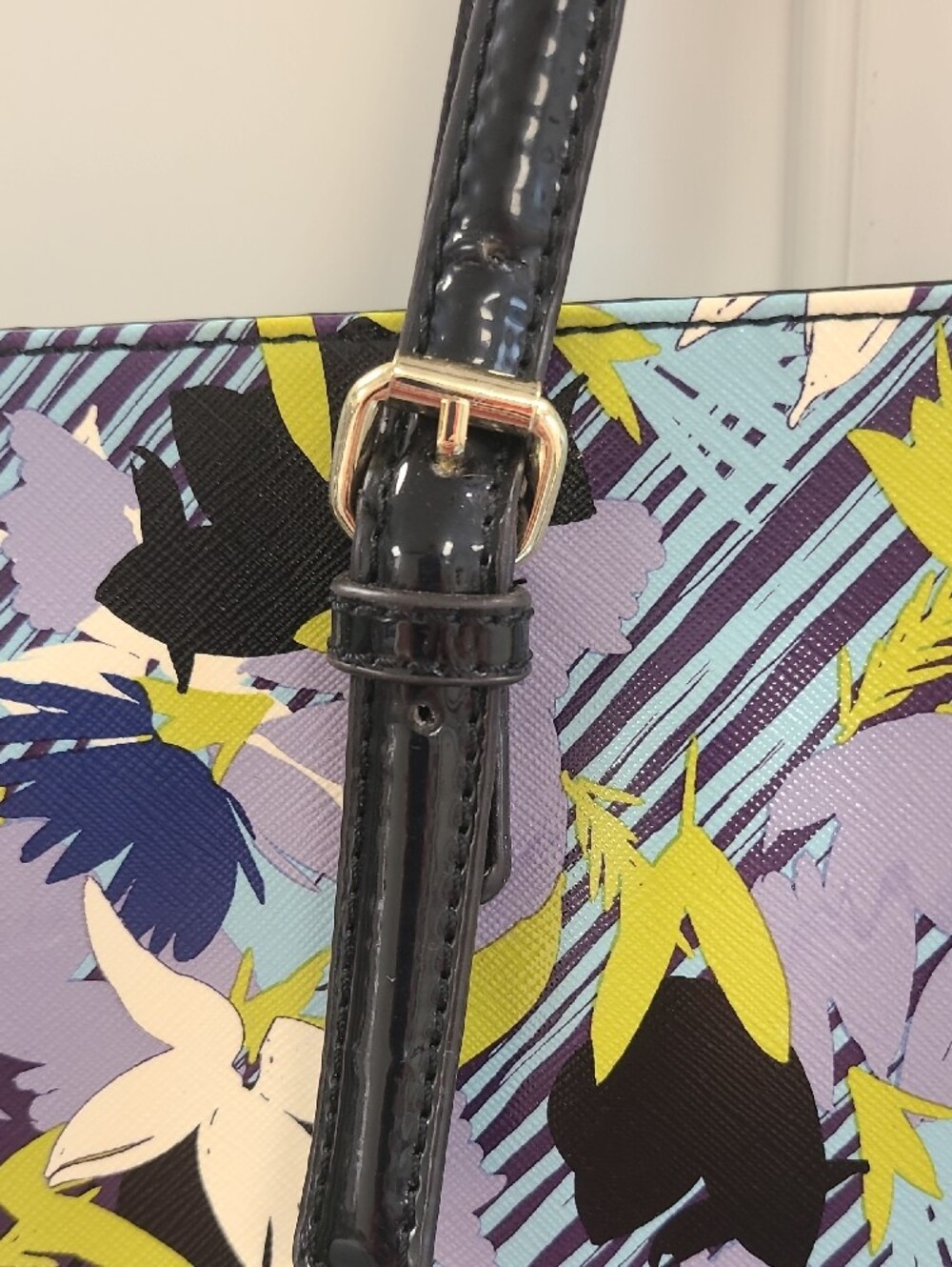Anne Klein NWT Black Patent Floral Tote with Lavender and Lime Accents - Picture 6 of 14